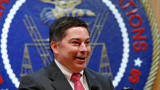 Illustration for article titled Trump Admin Moves to Boot GOP FCC Commissioner Who Hinted Its Social Media Order Is Gibberish